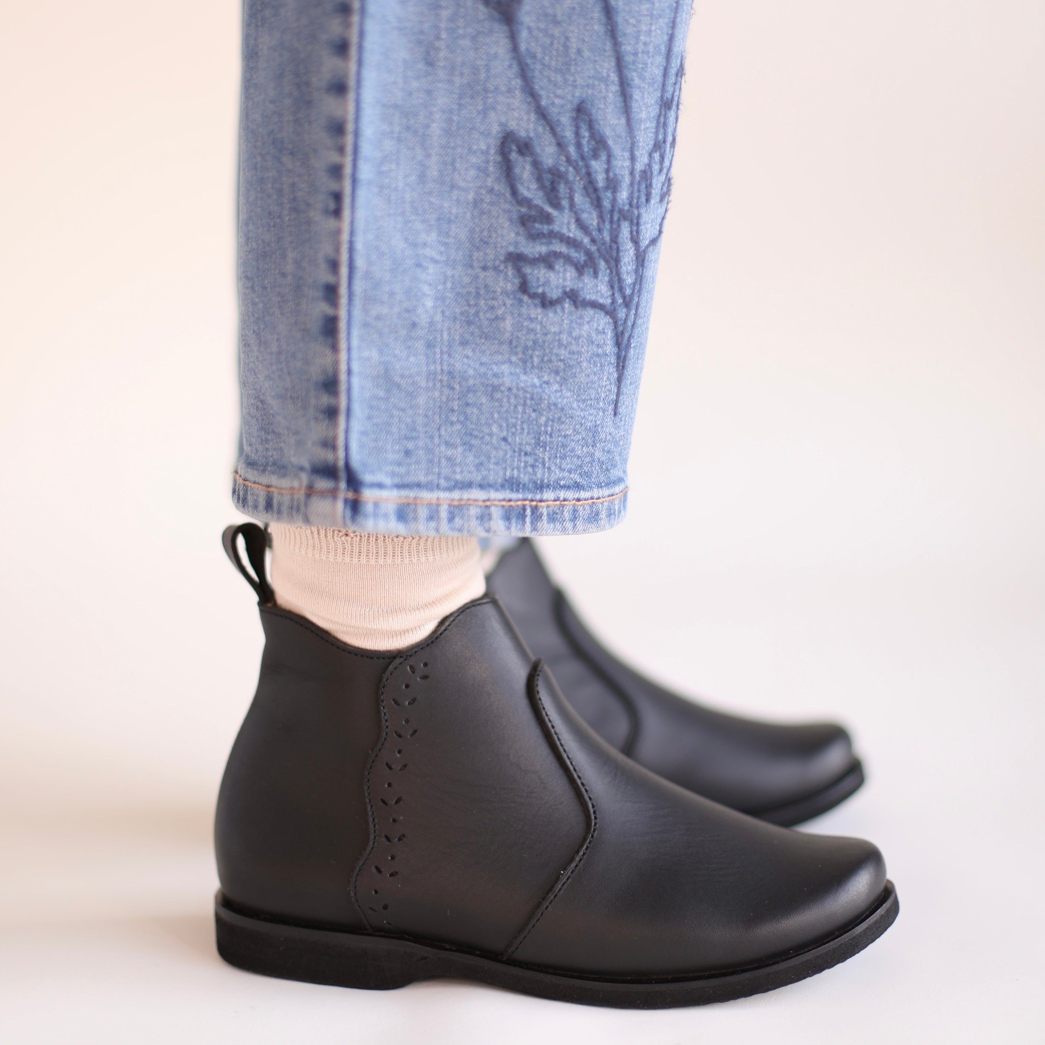 Black Ophelia {Children&#39;s Leather Boots}