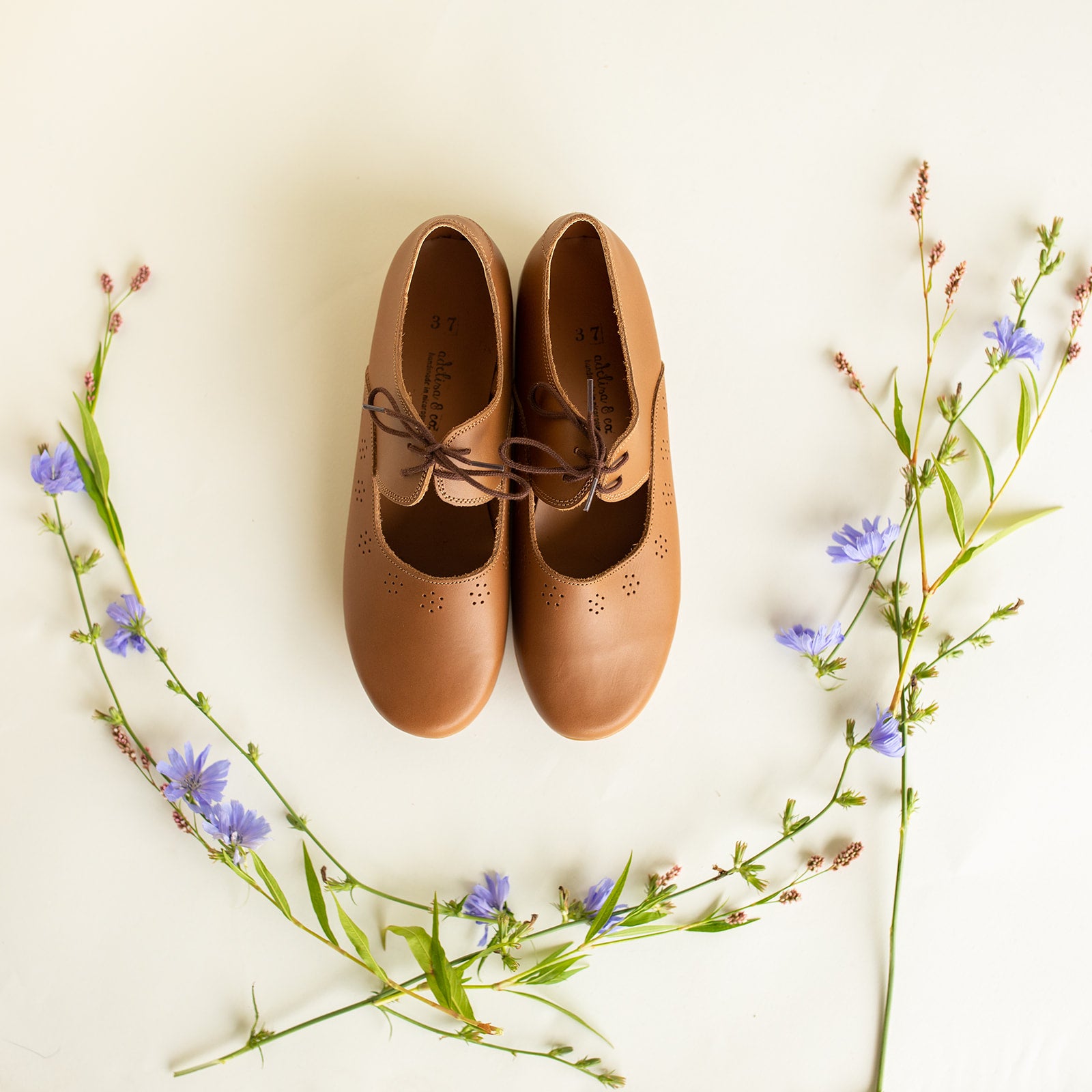 Sol Mary Janes {Women&#39;s Leather Shoes}