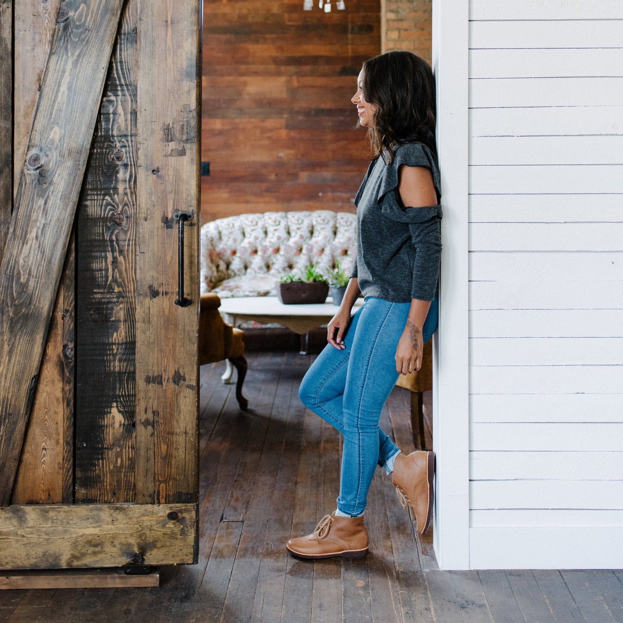 【美品】CAMINANDO Deuxieme Classe 23cm サイドゴア Paseo {Women's Leather Boots} – Adelisa & Co