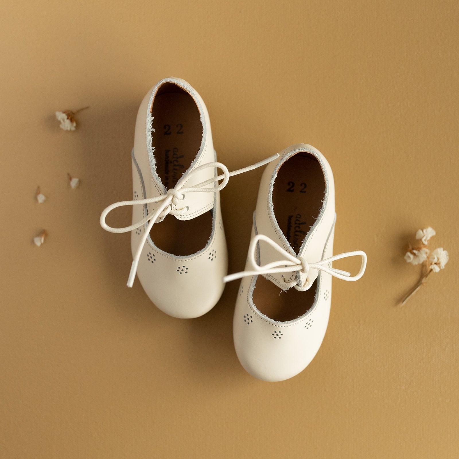 Adelisa & Co cream leather Mary Jane shoes for girls. Style Sol Oxford Flats.