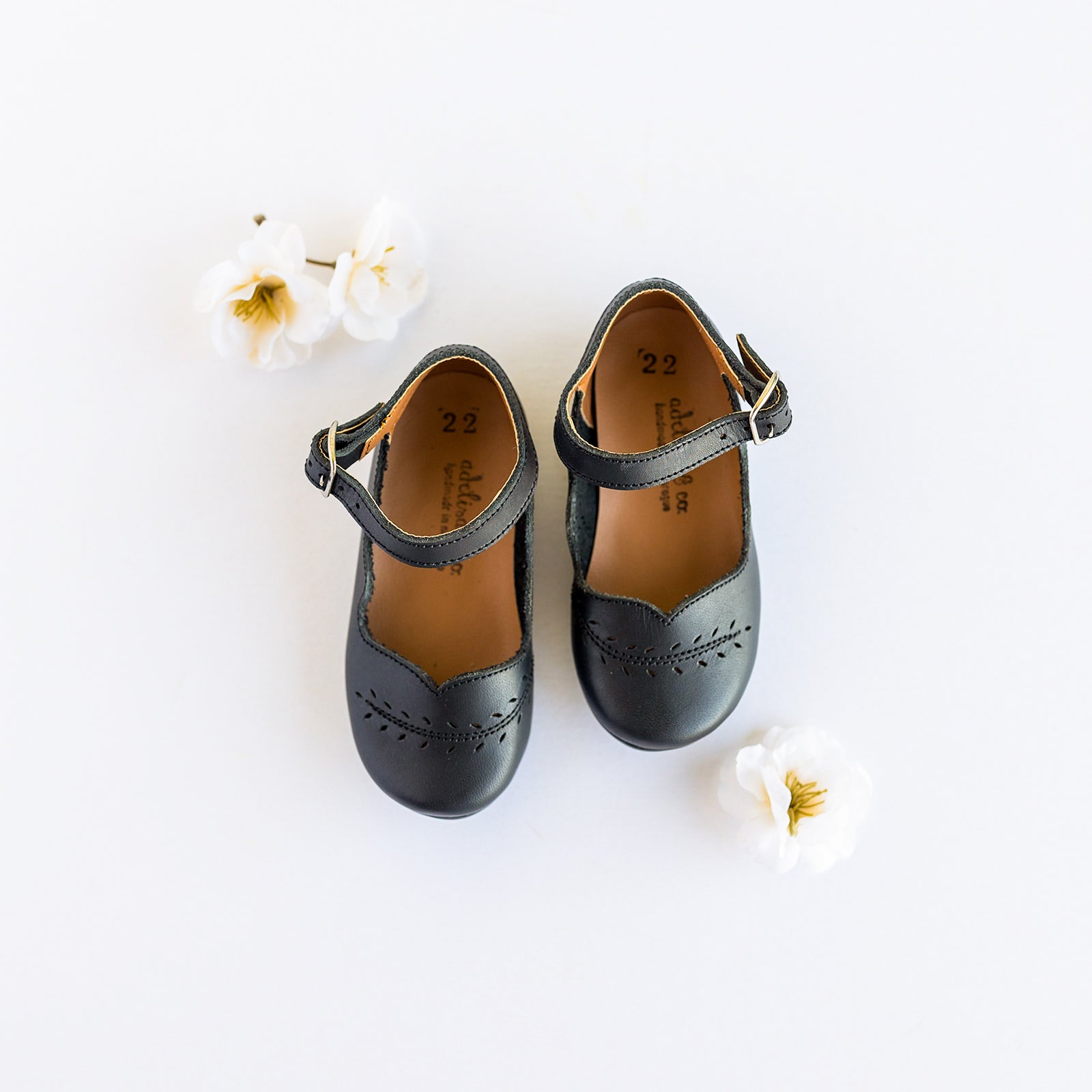 Black Cosecha Mary Janes {Children&#39;s Leather Shoes}