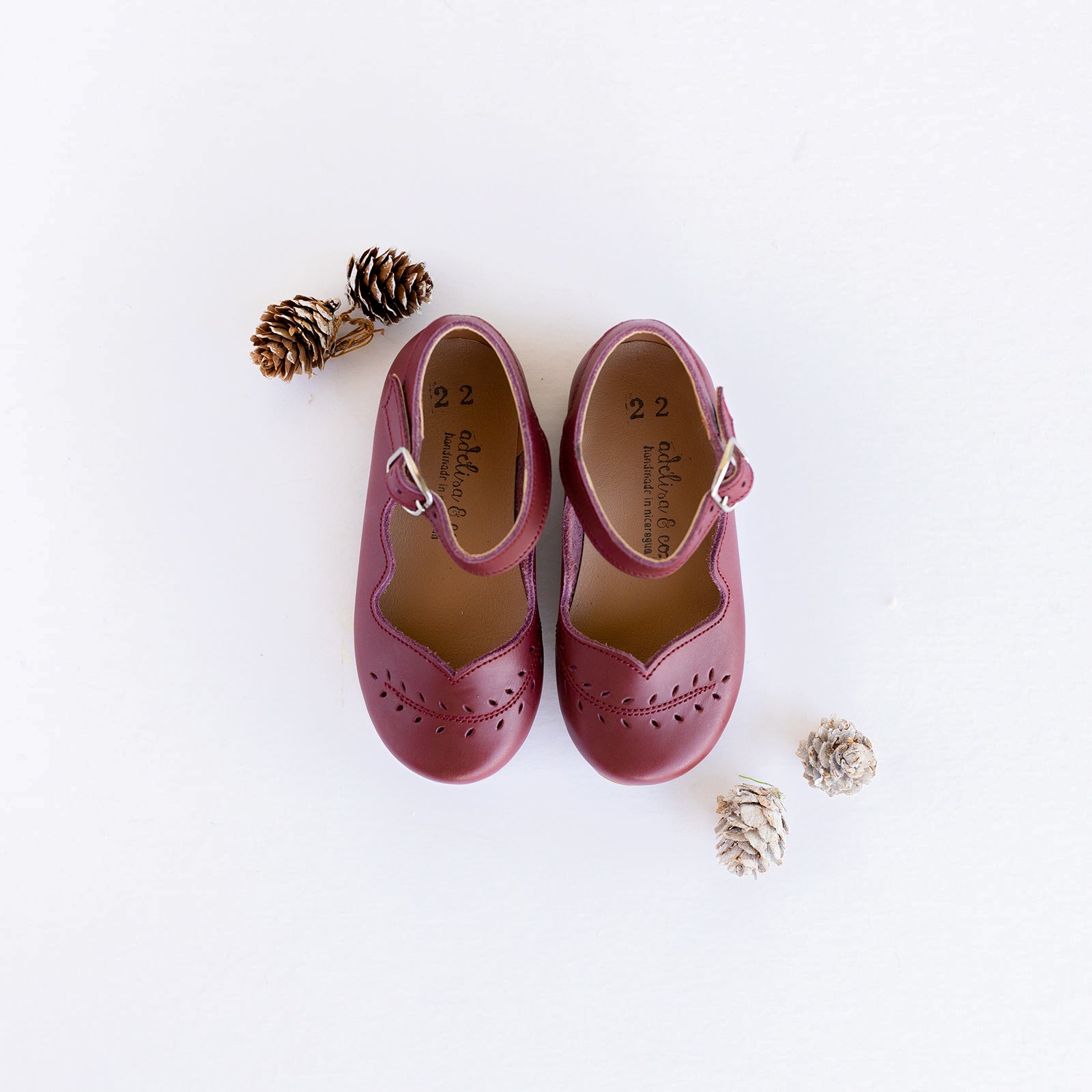 Cranberry Cosecha Mary Janes {Children&#39;s Leather Shoes}