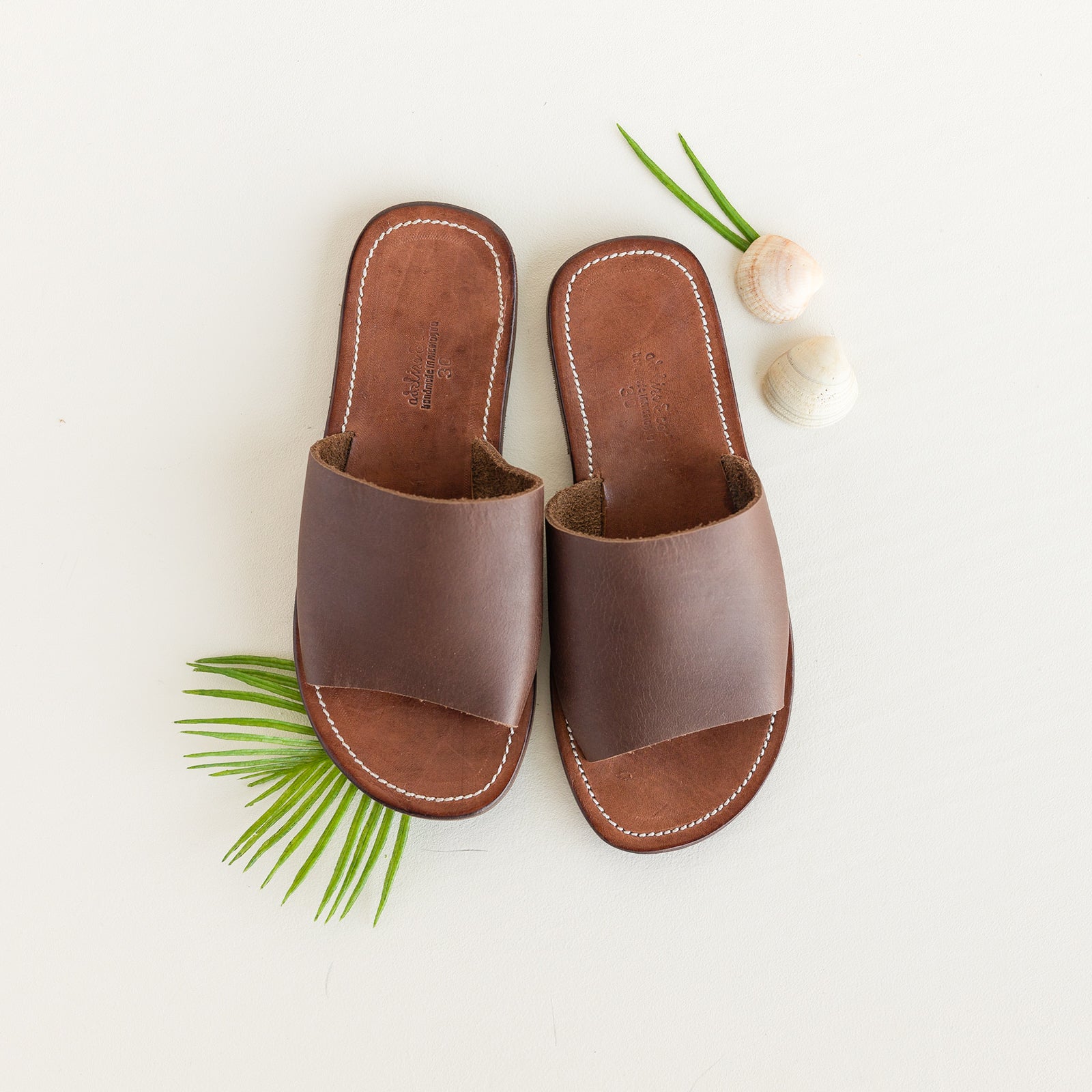 Verano Slide {Children&#39;s Leather Sandals}