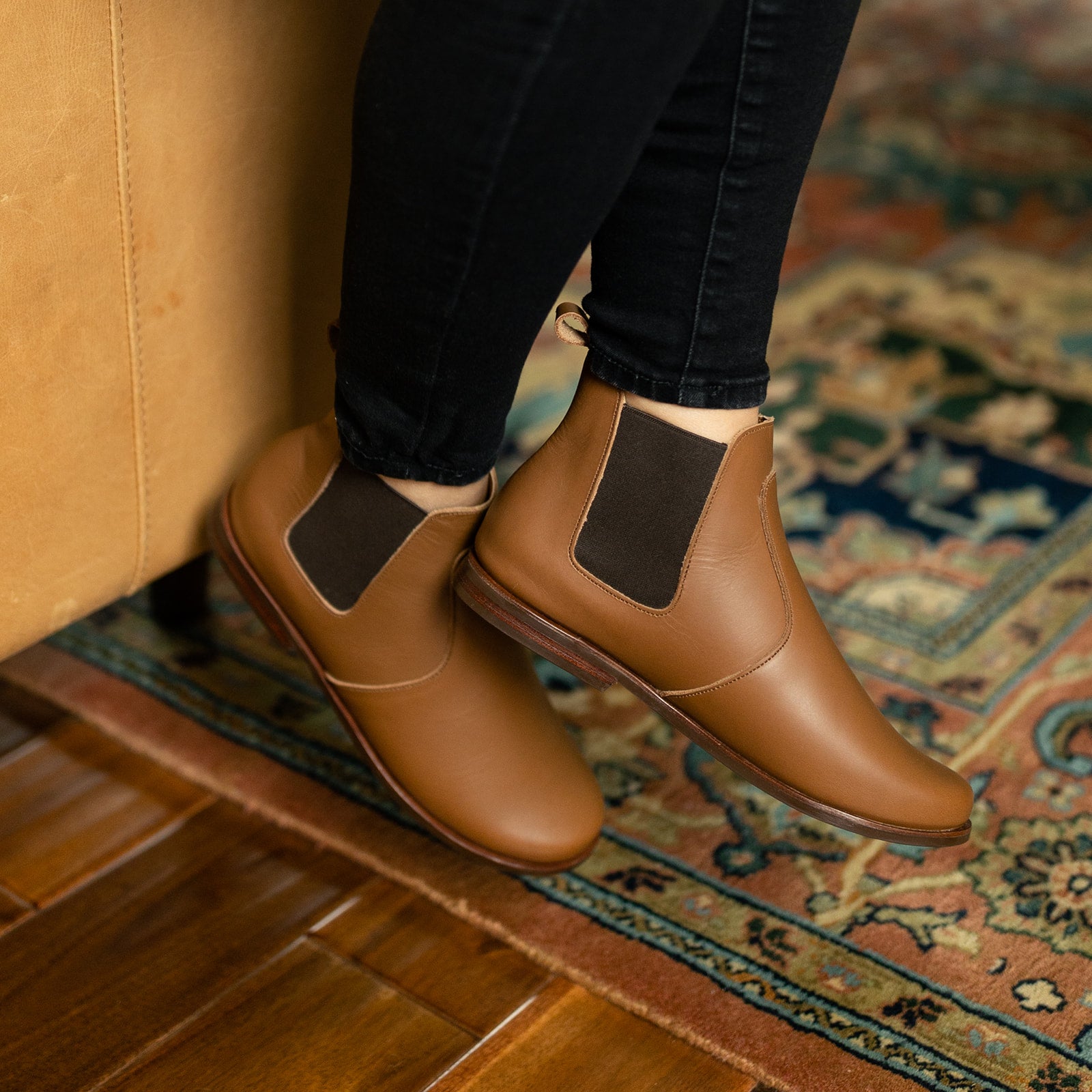 Viajero Chelsea Boot {Women&#39;s Leather Boots}
