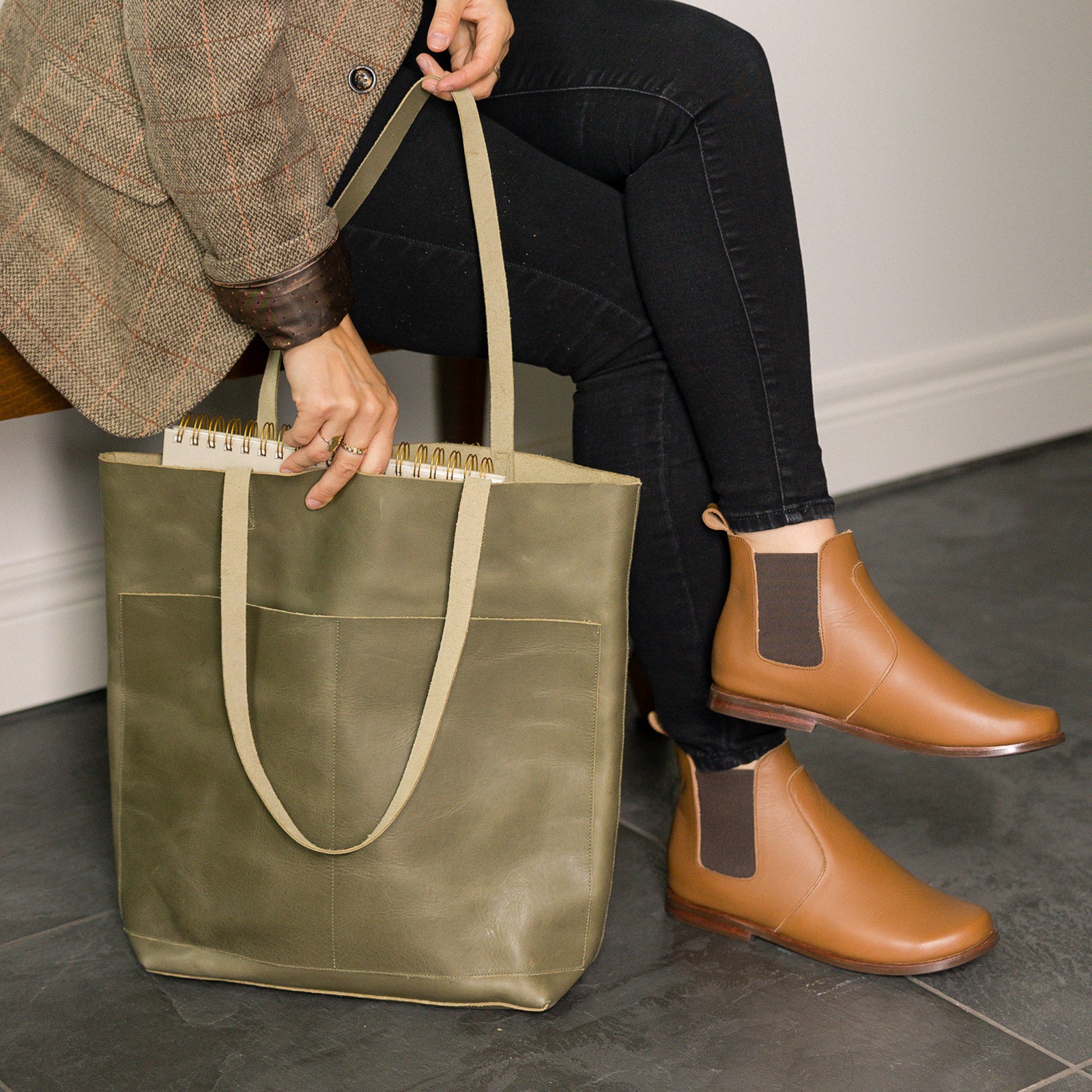 Viajero Chelsea Boot {Women&#39;s Leather Boots}