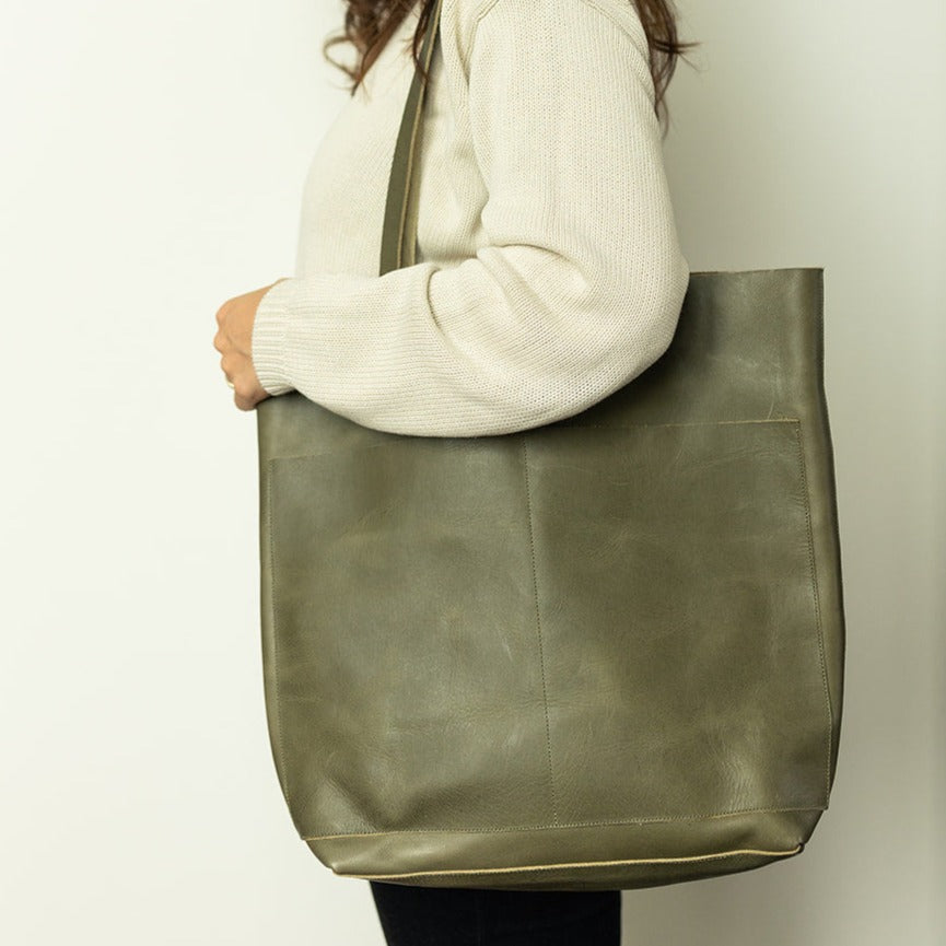 Leather Tote {Pine Green}