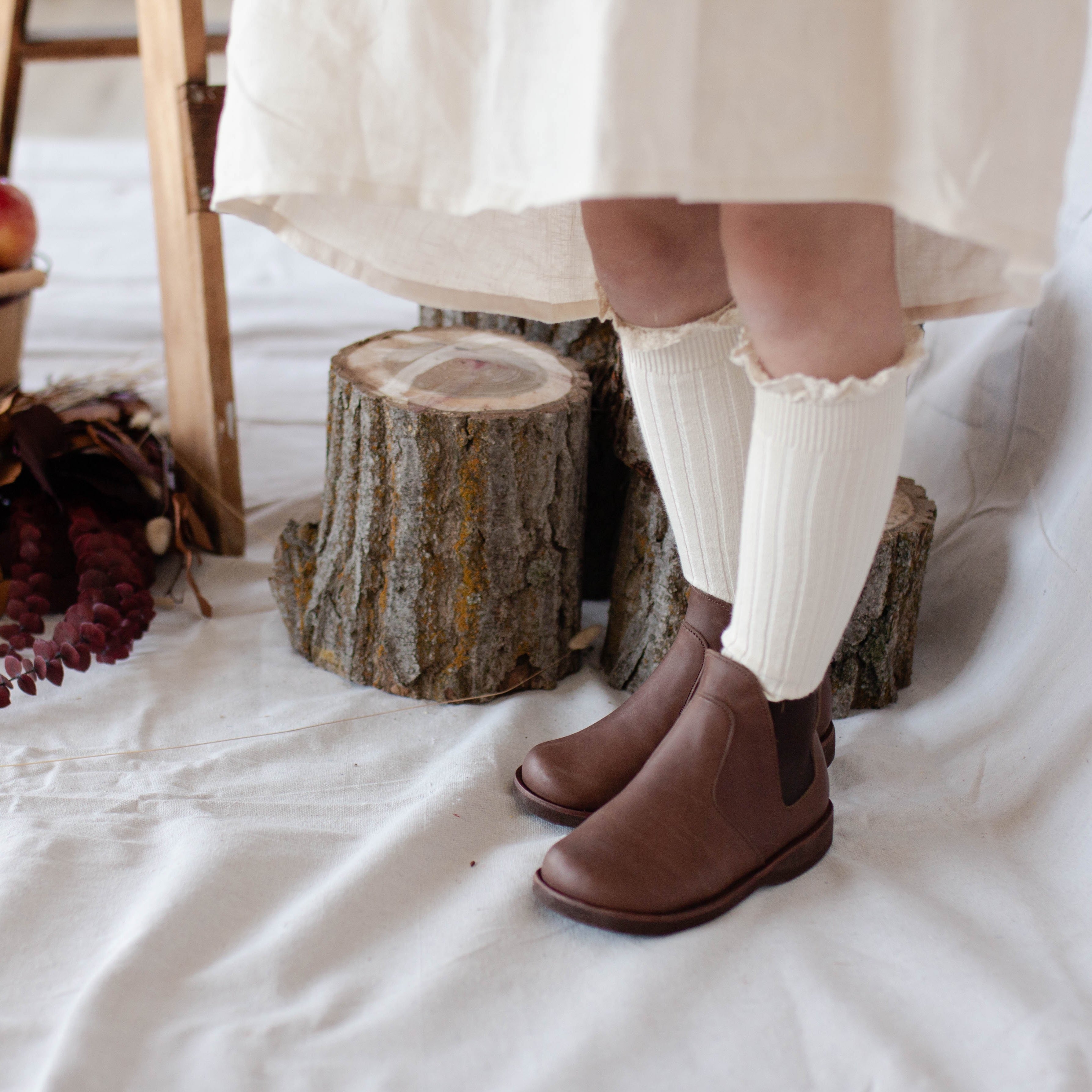 Espresso Viajero Chelsea Boot {Children's Leather Boots} â Adelisa & Co