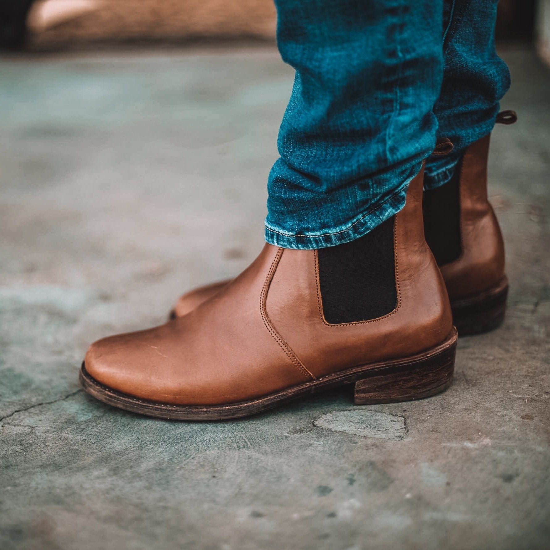 SECONDS Viajero Chelsea Boot {Men&#39;s Leather Boots}
